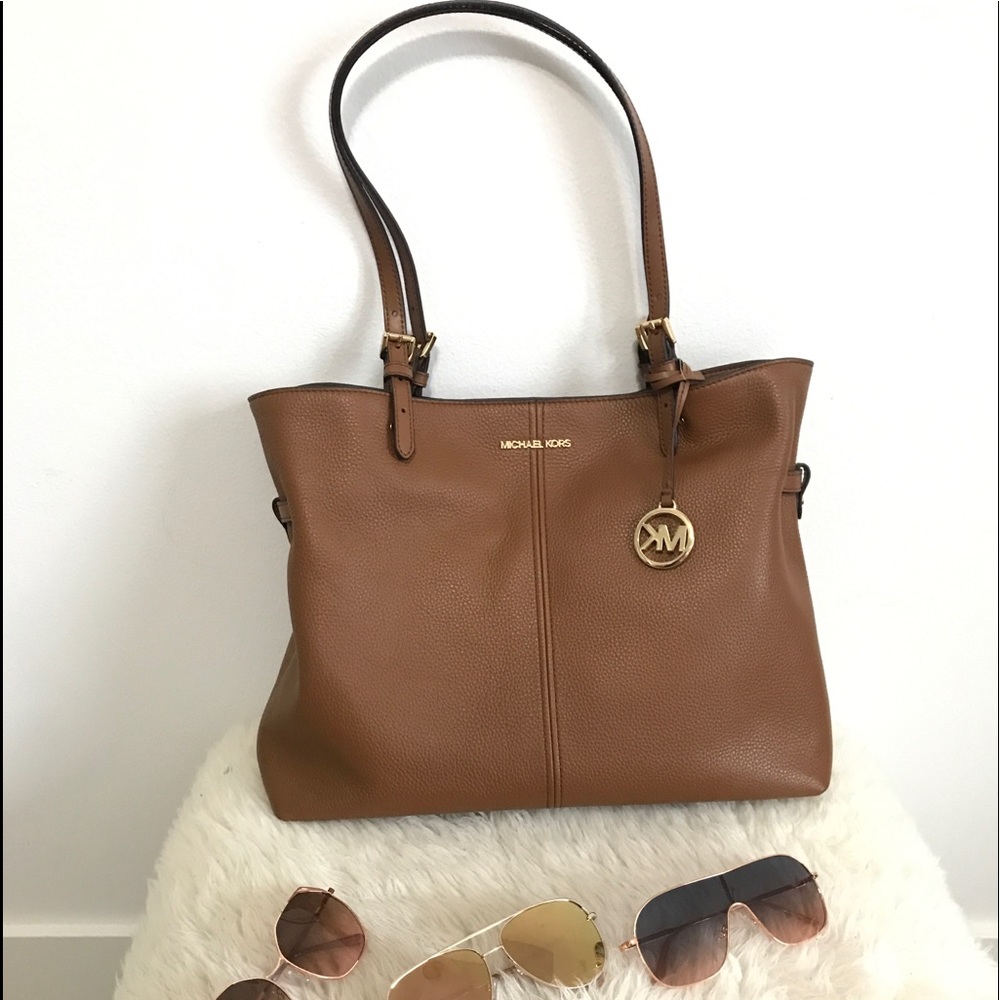 Micheal Kors bag